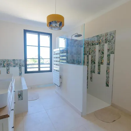 La Bastide D'eau - Exceptionnel, 5 Stars, 14 Pers. *