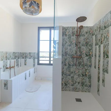 La Bastide D'eau - Exceptionnel, 5 Stars, 14 Pers.